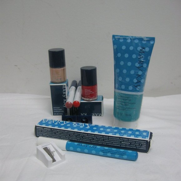 Tranquil Waters Coral Sand Summer Makeup Collection Lips Nails Fragrance Lotion